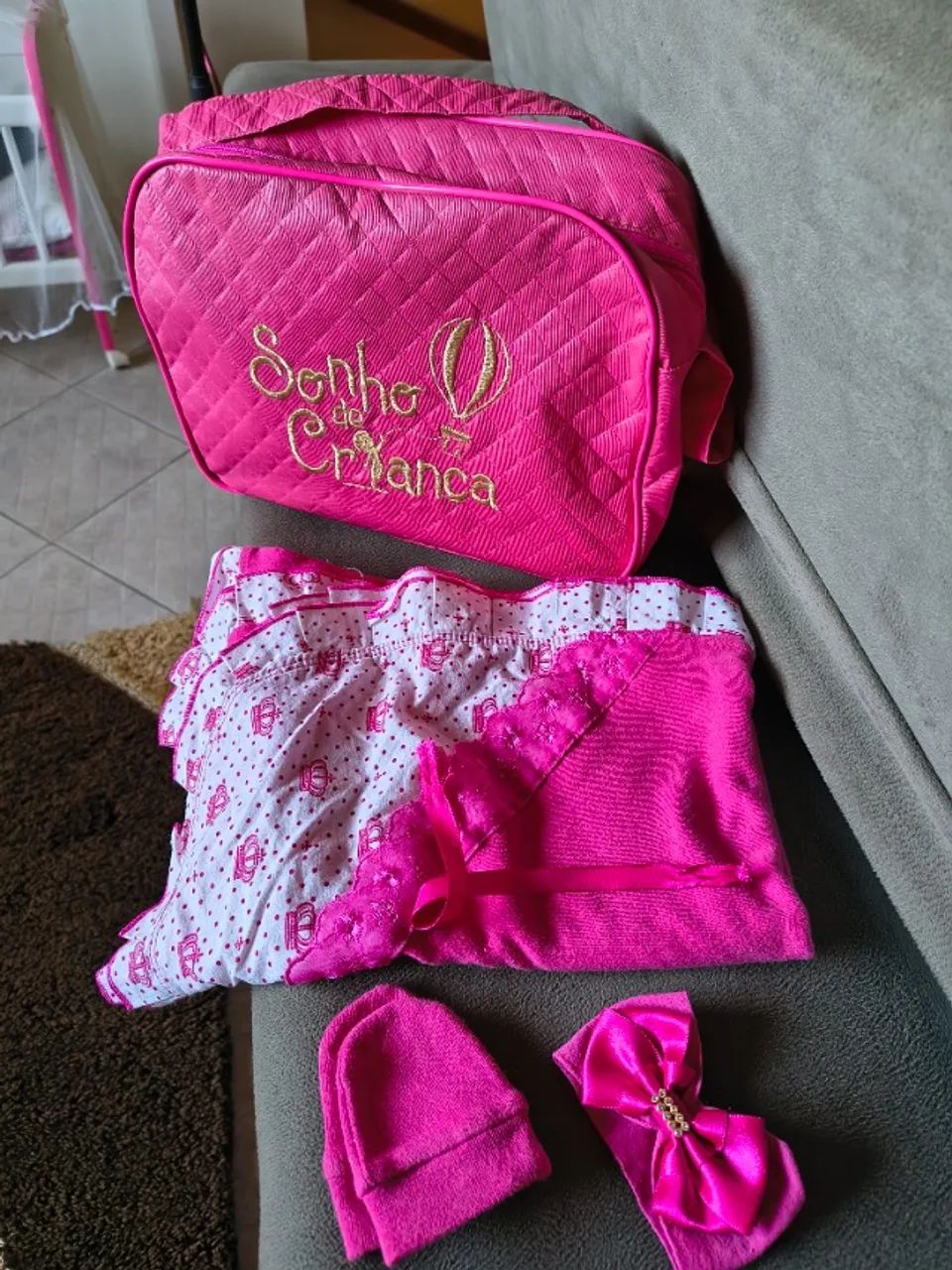 Bebê Reborn Com o Berço Completo. - Foto 5