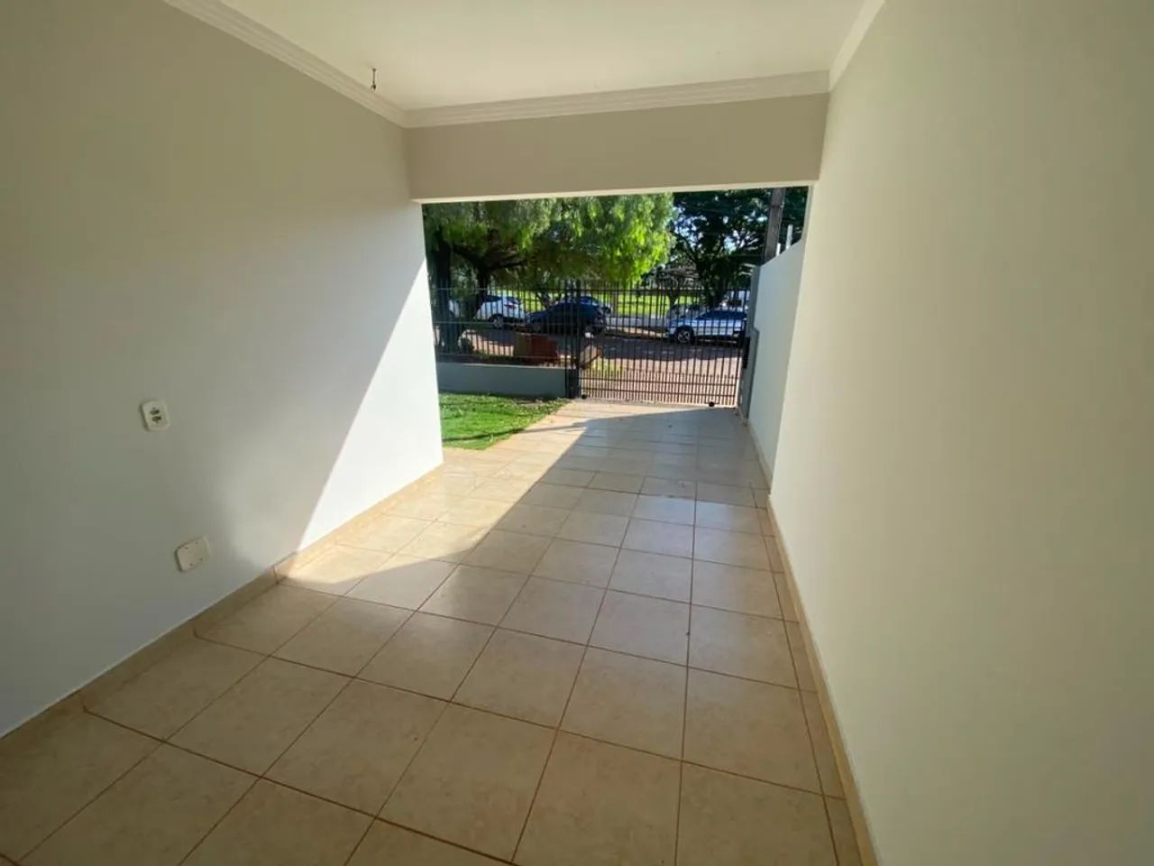 Casa para alugar em Maringá, Jardim São Clemente, com 2 quartos, com 71.56 m² - Foto 3