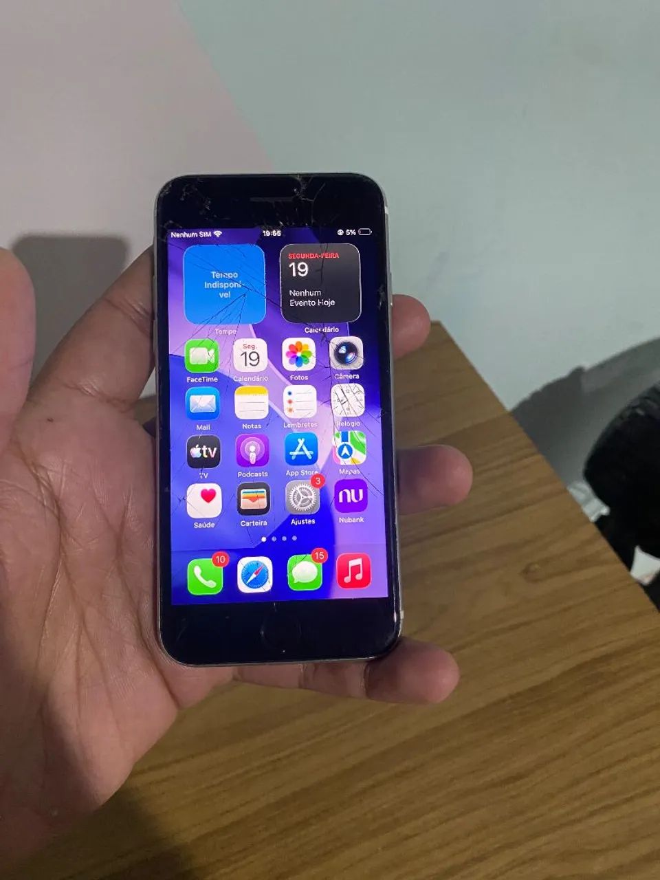 Iphone SE 2? geração - Foto 2
