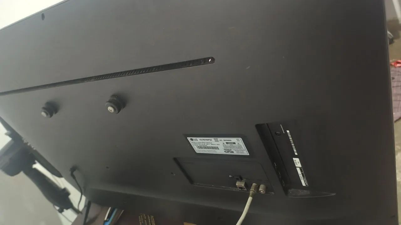 Vendo ou troco Tv LG 43 polegadas  - Foto 3