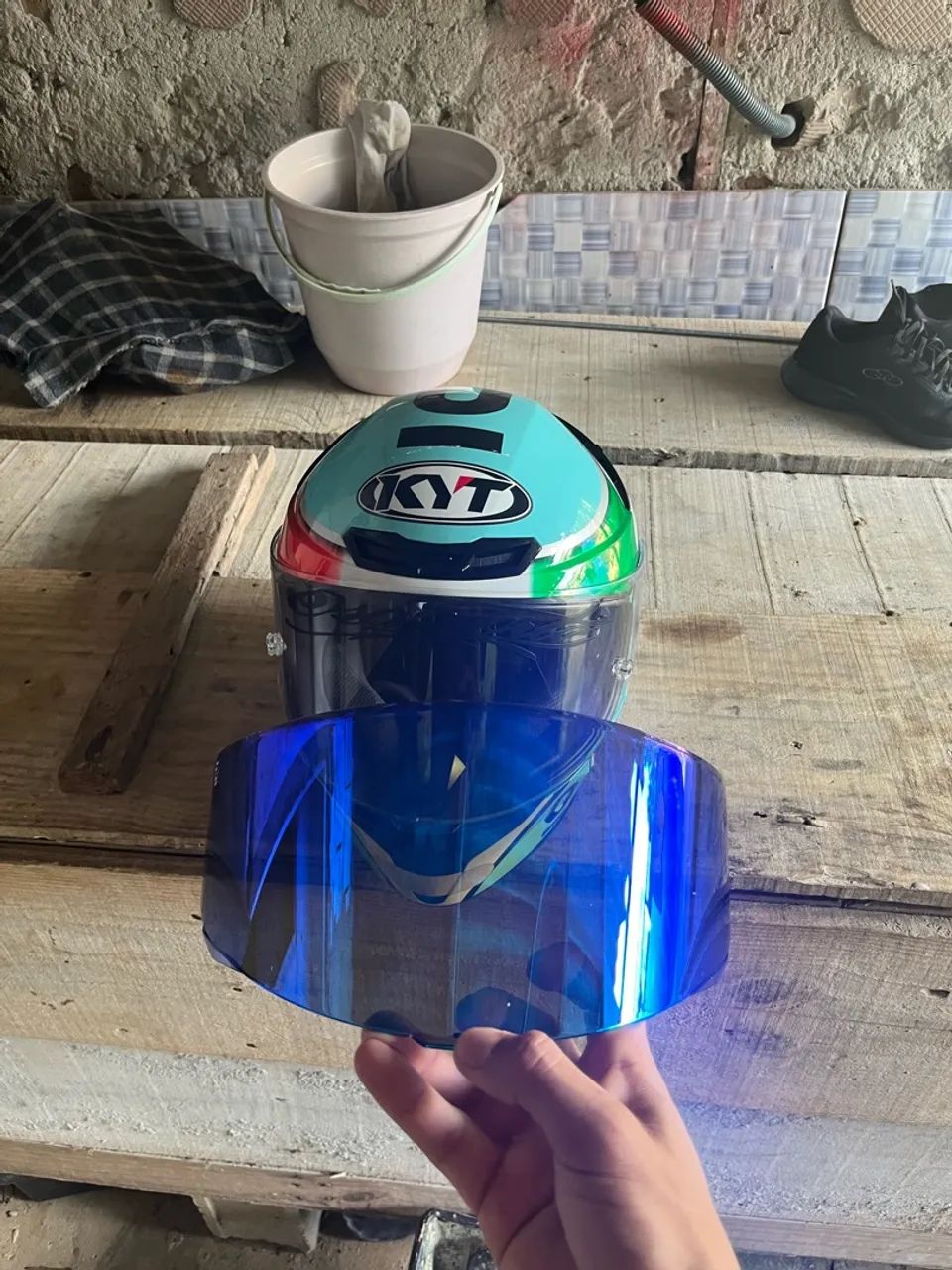 capacete KYT leopard - Foto 4