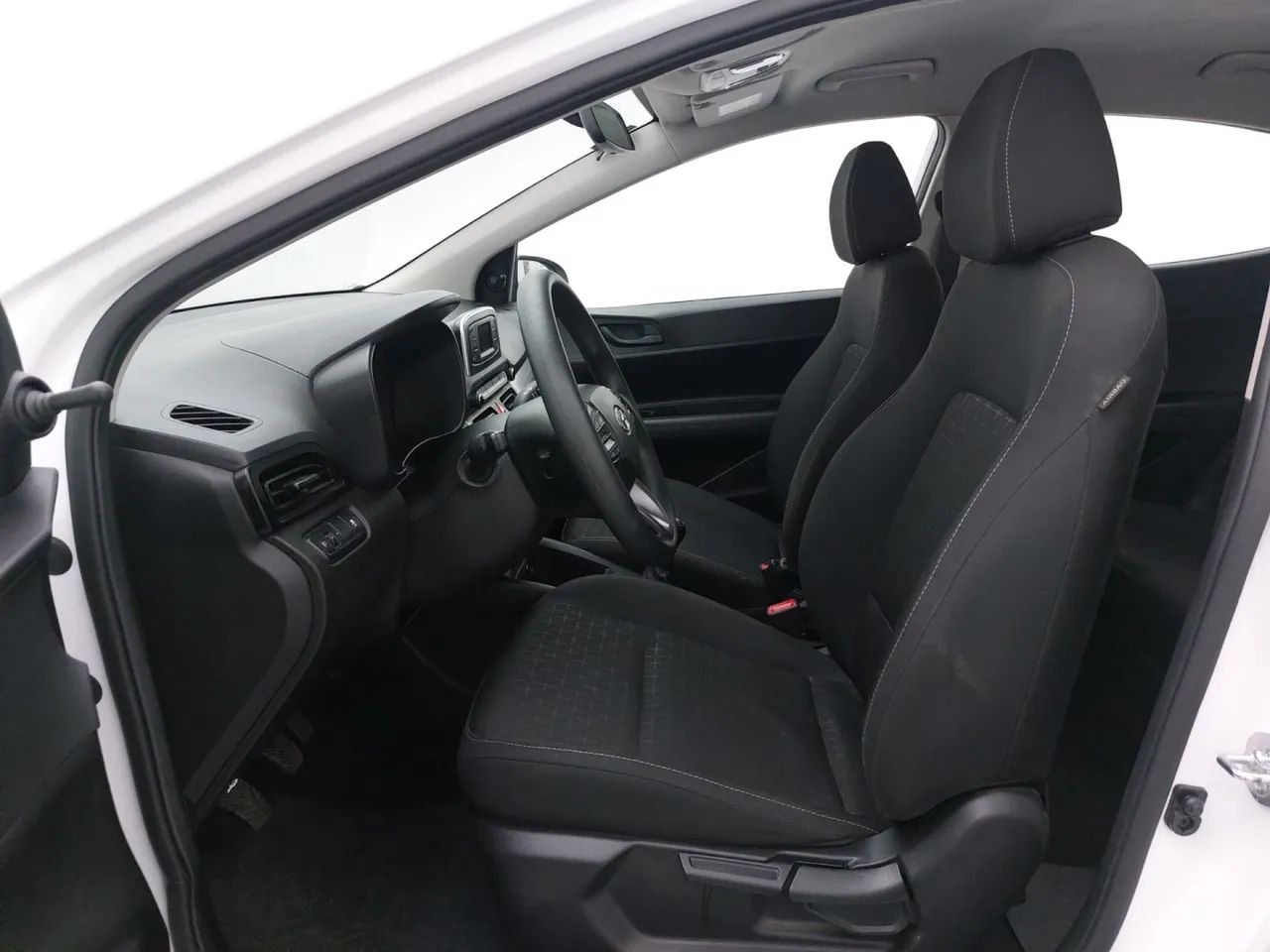 Hyundai HB20 Sense Plus 1.0 Flex 12V Mec., foto 16 de 18