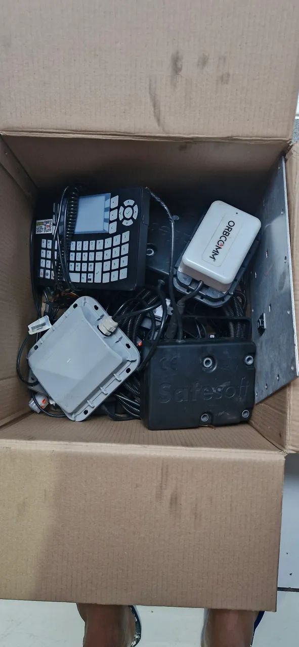 rastreador OnixSat com trava 2026 
