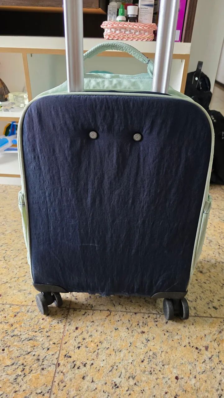 Mochila kipling escolar com rodinha - Foto 4