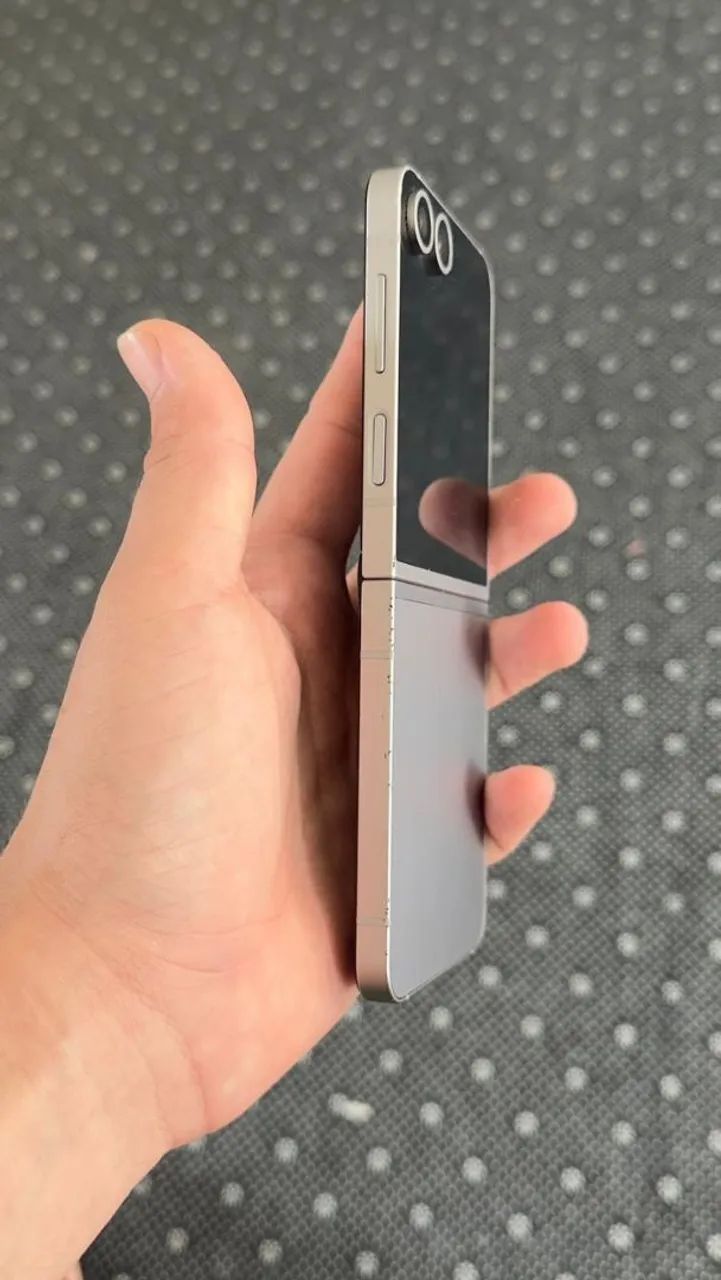 Z flip 6 com nota fiscal vendo e troco - Foto 4