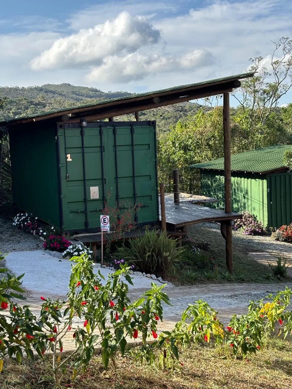 Casa container estilo chalé, loft, kitnet, mobiliado e pronta para morar ou alugar - Foto 2