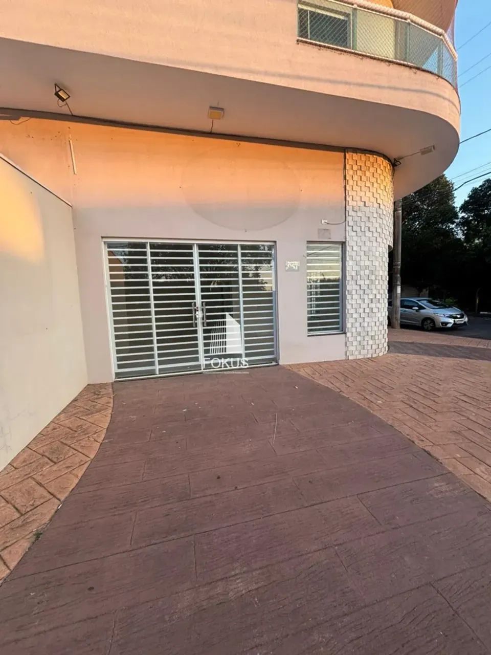 Salão Comercial de Esquina com Excelente Visibilidade | Mollon IV | SBO - Foto 2