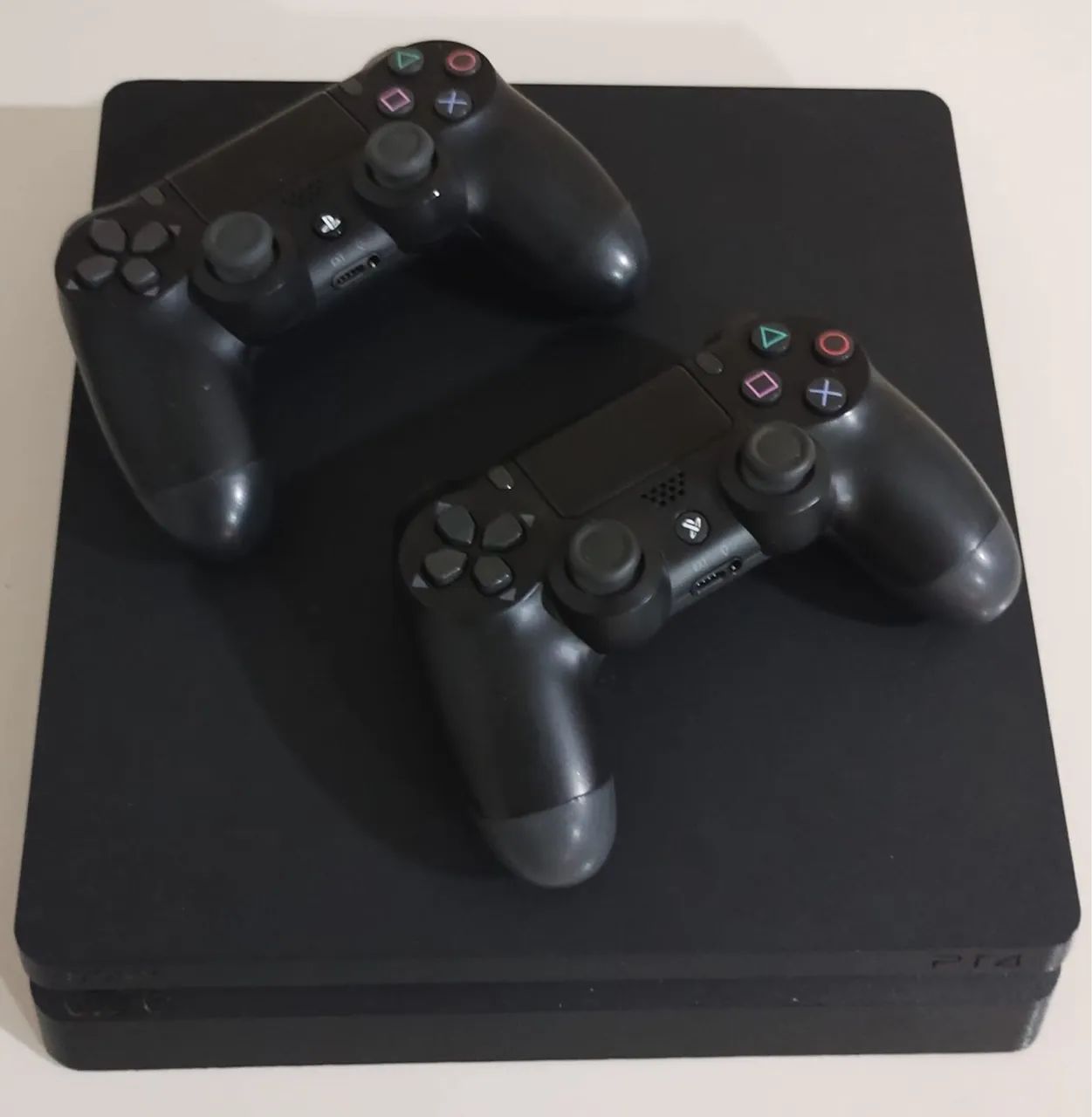 PLAYSTATION 4 - PS4 