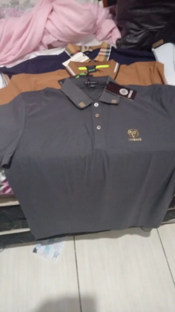 Camisas masculinas Hugo Boss e Burberry  - Foto 3
