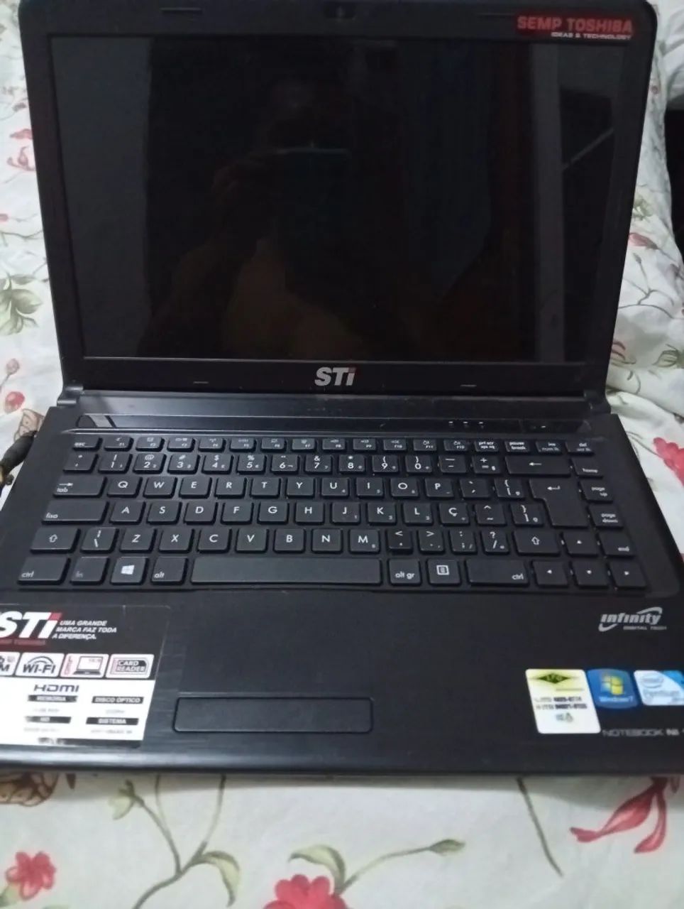 Vendo dois notebook pra peças  - Foto 4