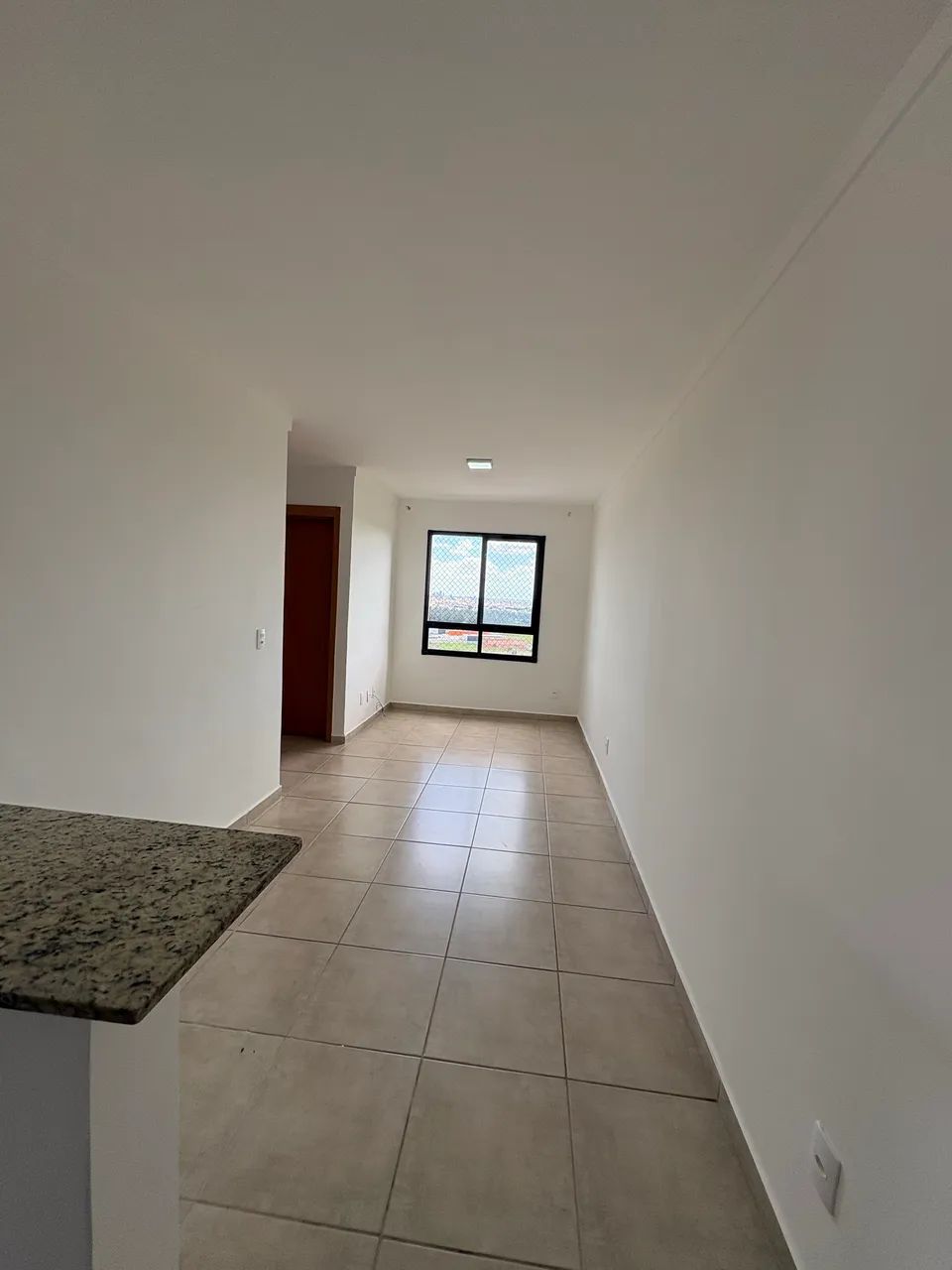 Alugo Apartamento 2/4
