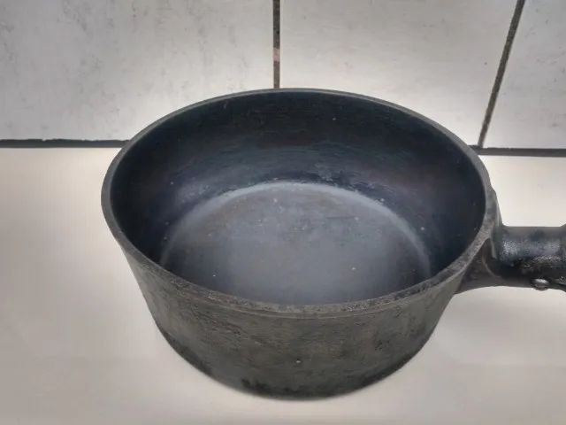 Panela em Ferro Fundido - cap. 2 Litros (Sem Tampa) - Foto 2