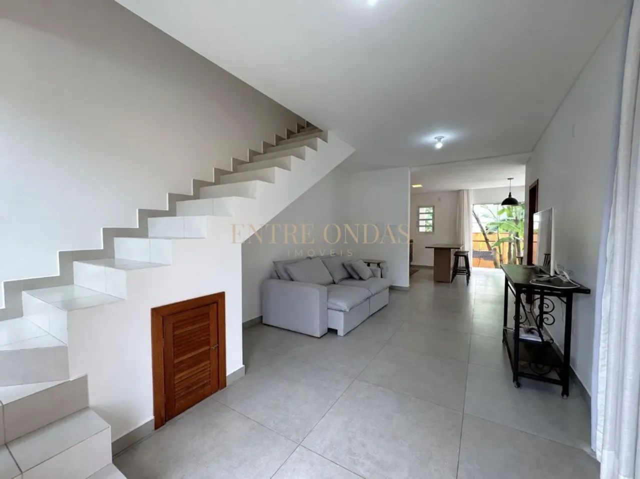 Casa com 3 quartos no bairro Campeche, Florianópolis. - Foto 2