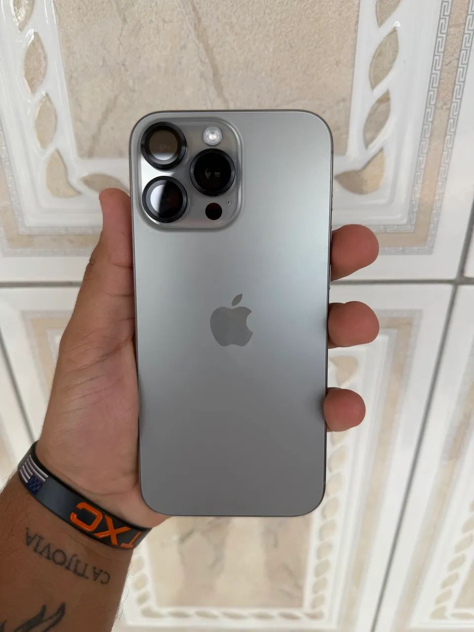 iPhone 16 Pro Max 256g cor titanium