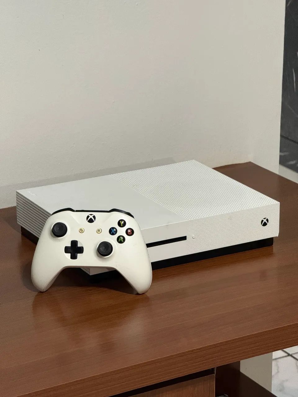Xbox One S 1TB Com Controle