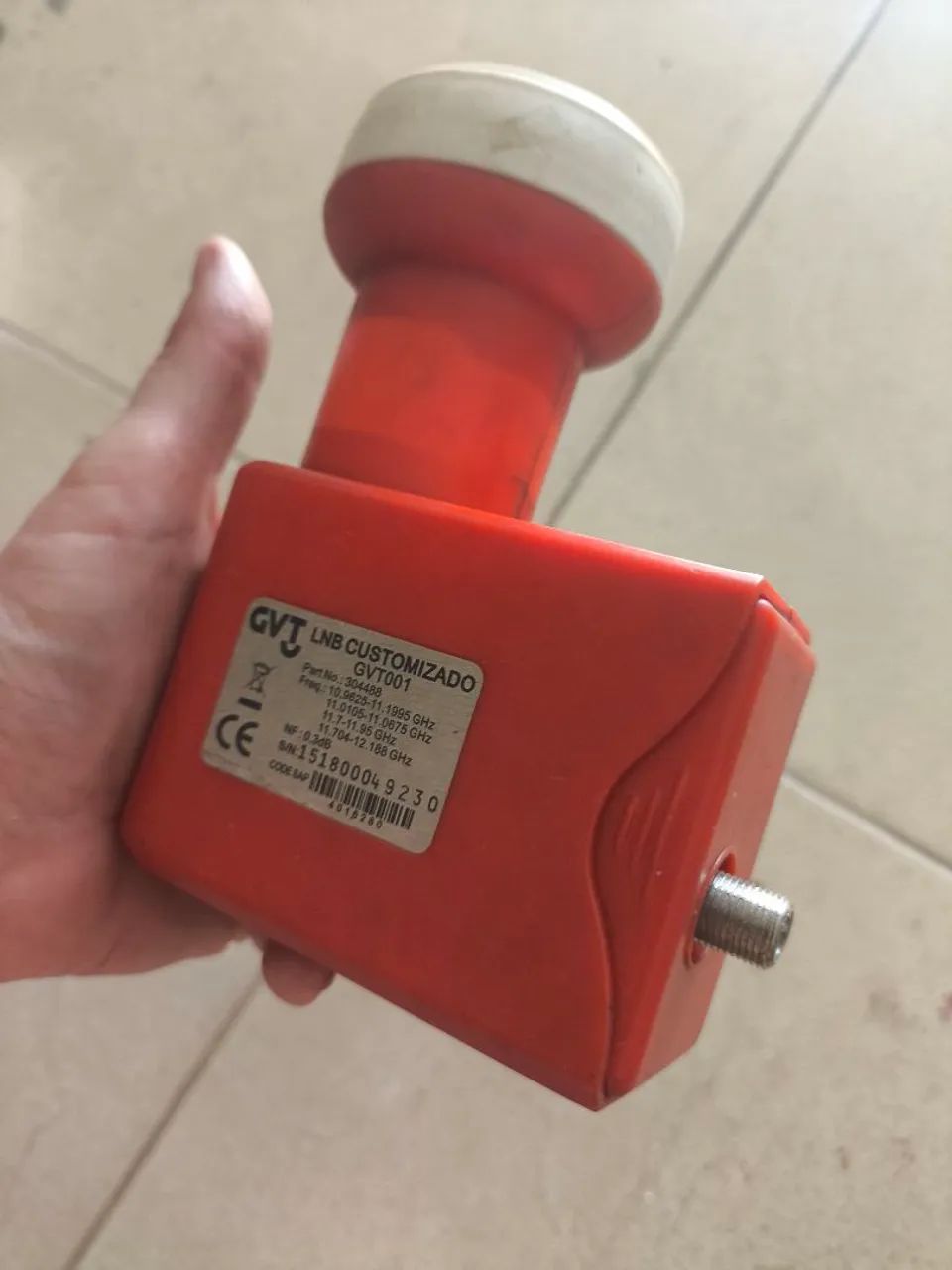  LNB (Low Noise Block