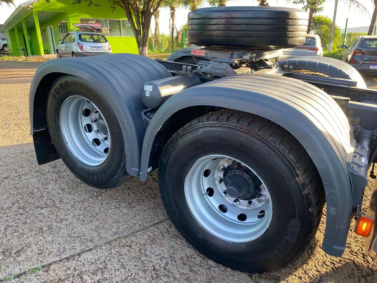 Scania R450 6x2 automática  - Foto 5