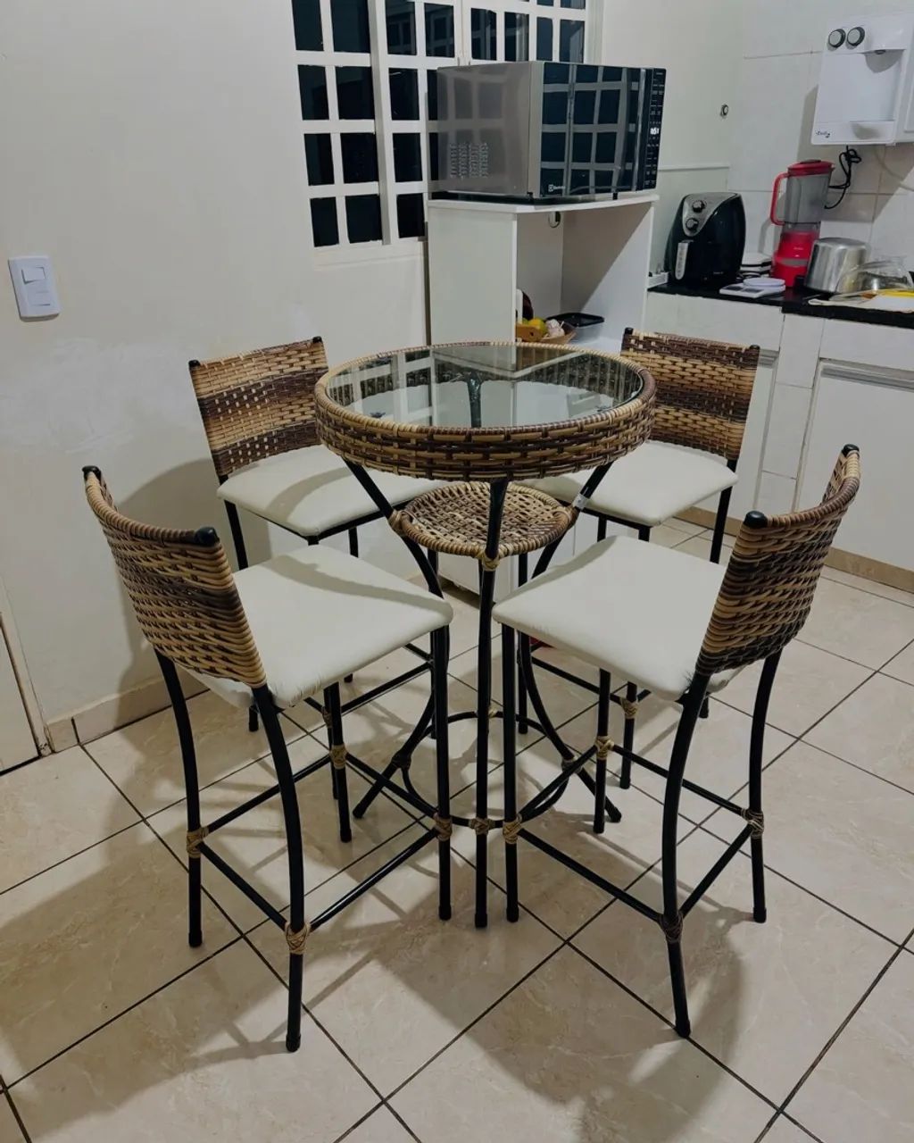 Mesa bistrô de fábrica  - Foto 4