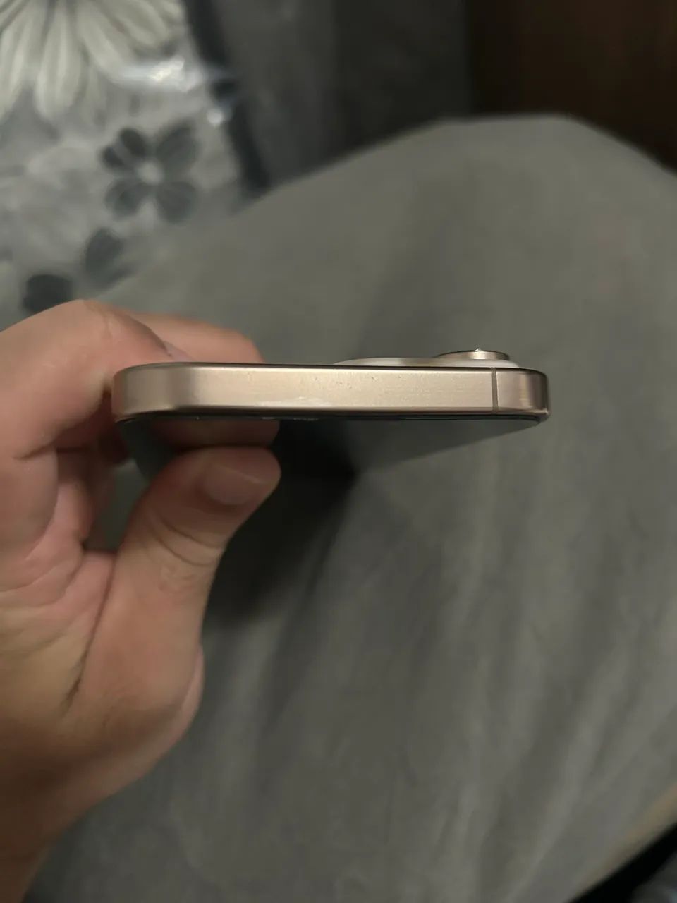 iPhone 16 pro Max super conservado  - Foto 2