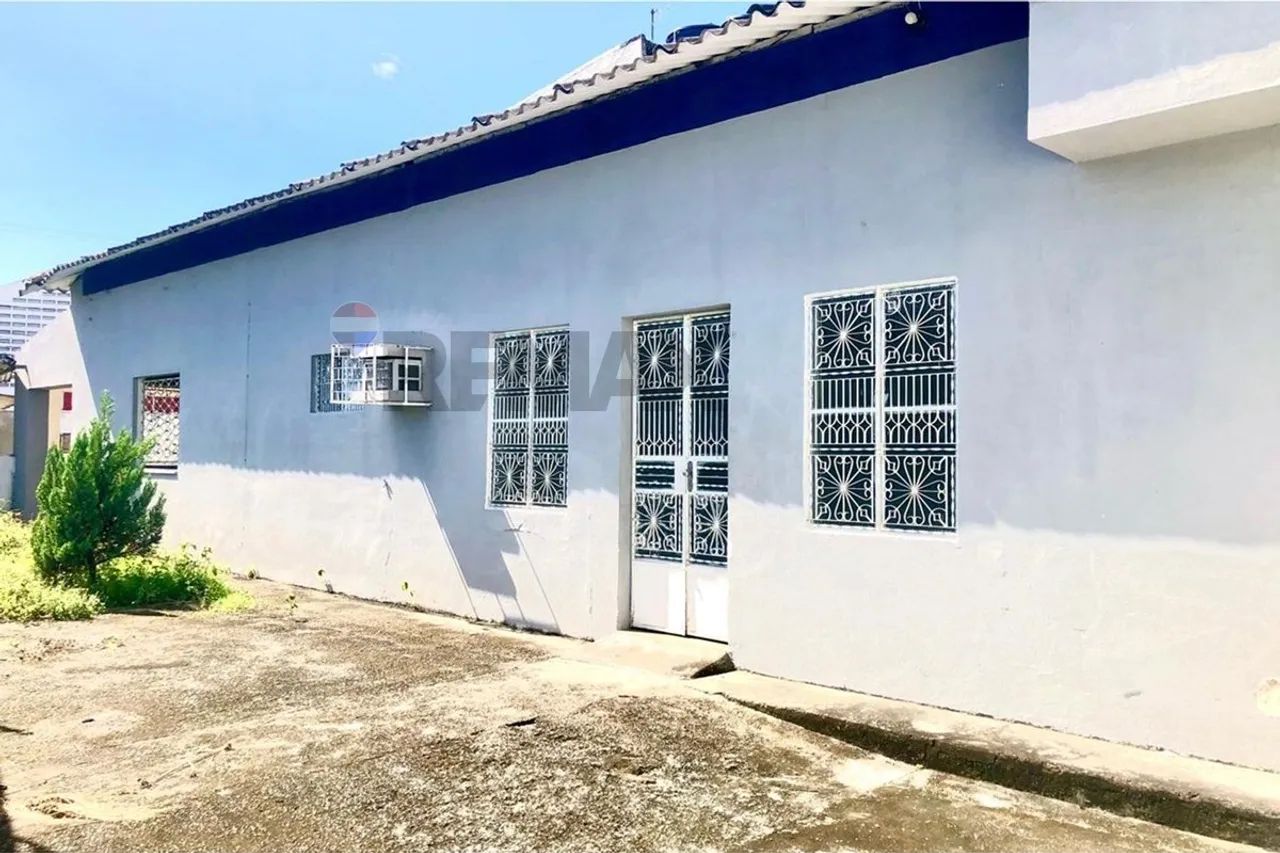 "Casa Comercial no Farol: Oportunidade Garantida!" - Foto 4