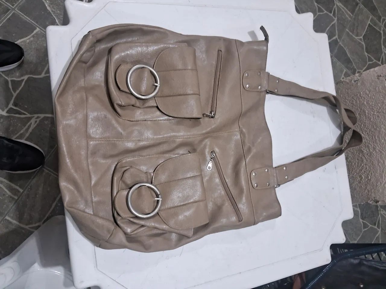 Bolsa de couro legítimo em perfeito estado. - Foto 2