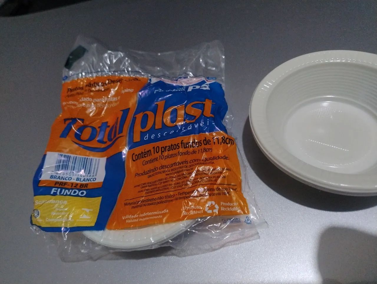 Prato descartável para festa  - Foto 5