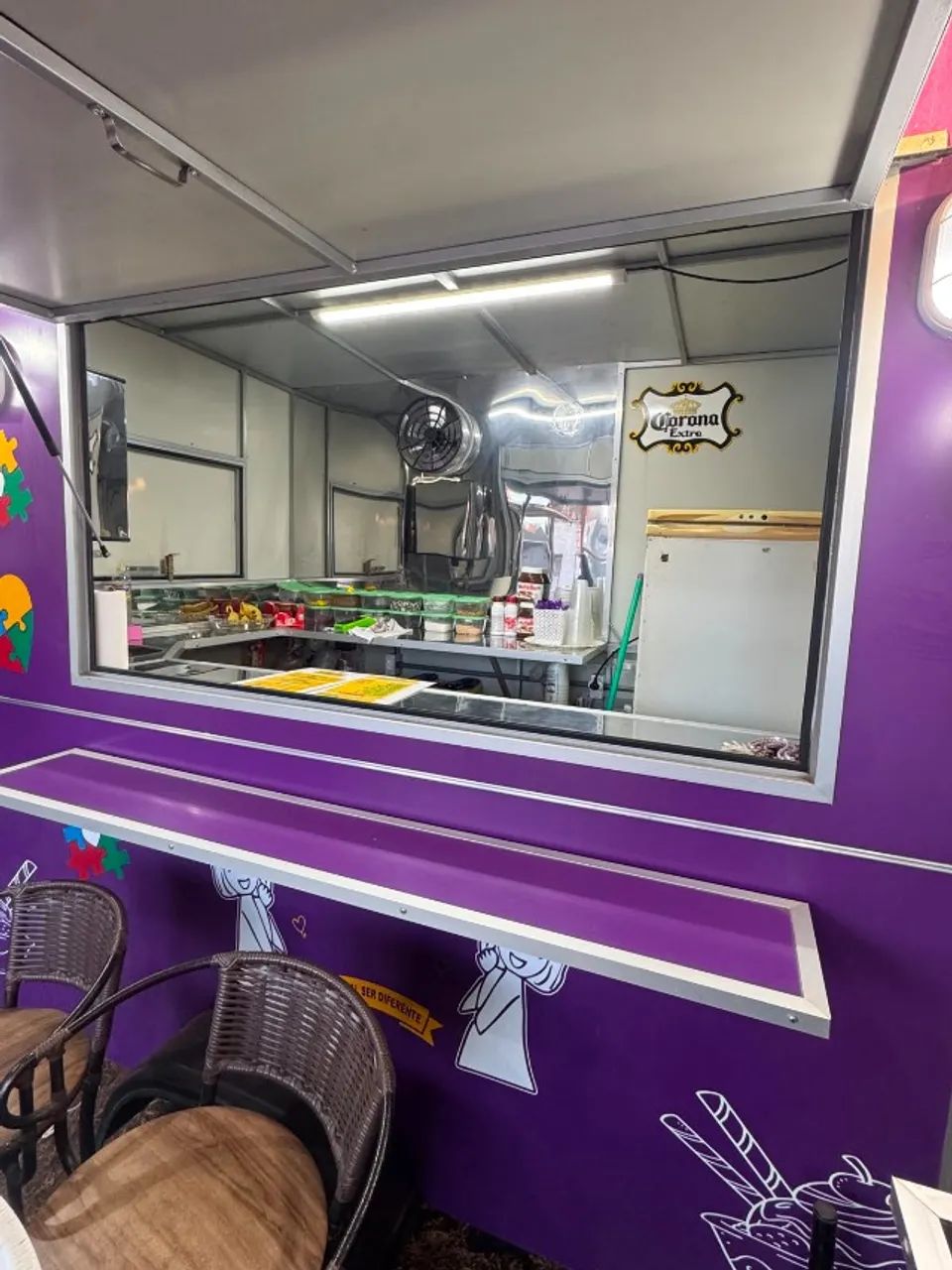 Trailer de lanche açaí churrasquinho