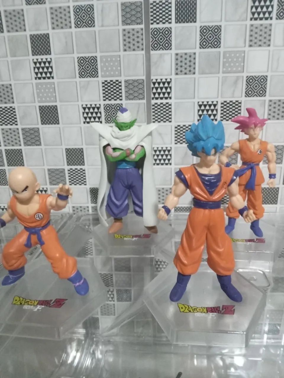 bonecos dragon ball z com base (6 pcs) - Foto 2