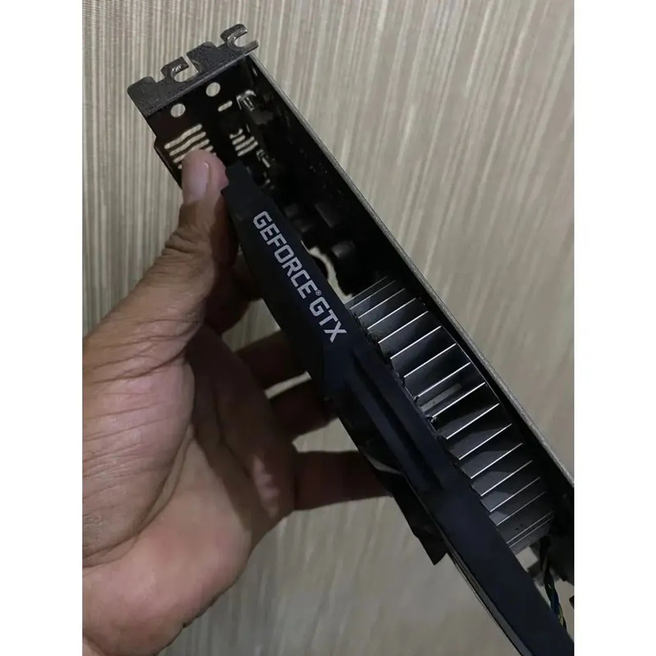 Placa de Vídeo ASUS Ge force Phoenix  - Foto 3
