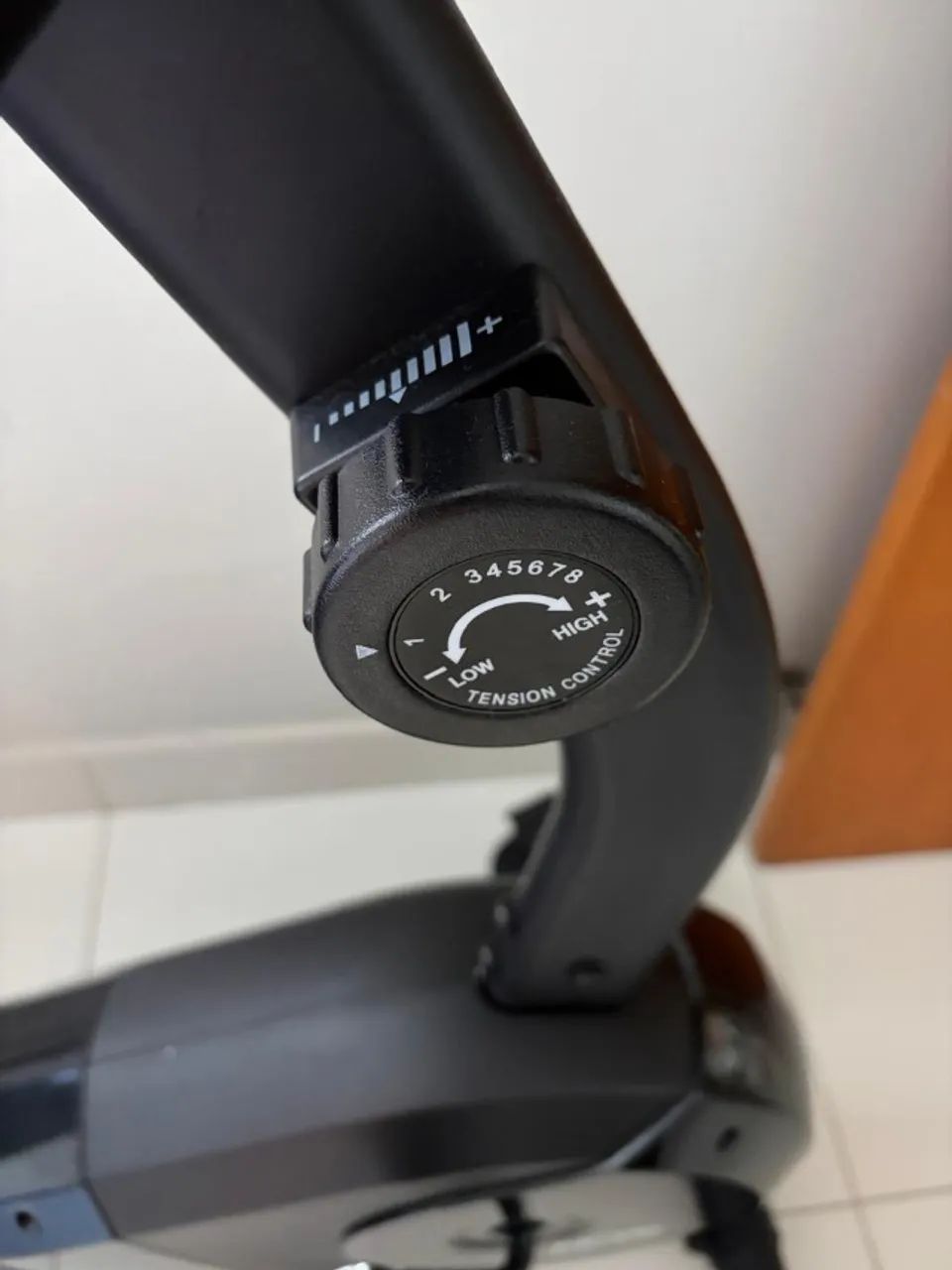 Bicicleta Ergométrica Reclinada com Visor Digital (Ótimo Estado) - Foto 5