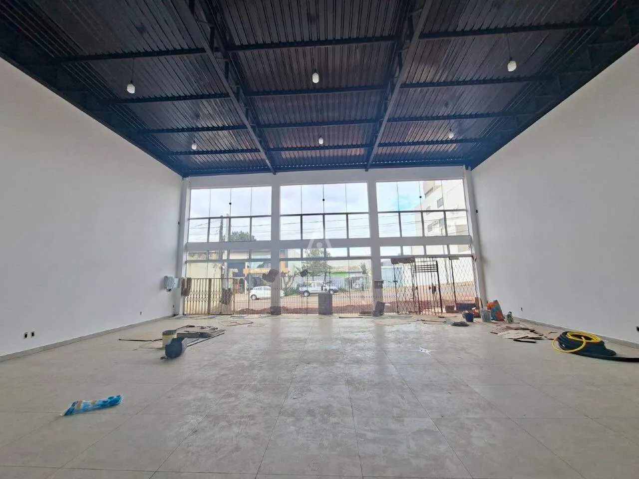 SALA COMERCIAL PARA LOCAÇÃO CANCELLI - Foto 3