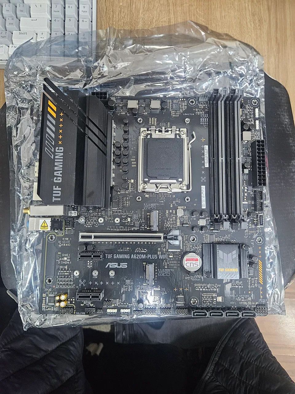 Placa mãe AM5 tuf gaming A620M WIFIplus wifi  - Foto 2