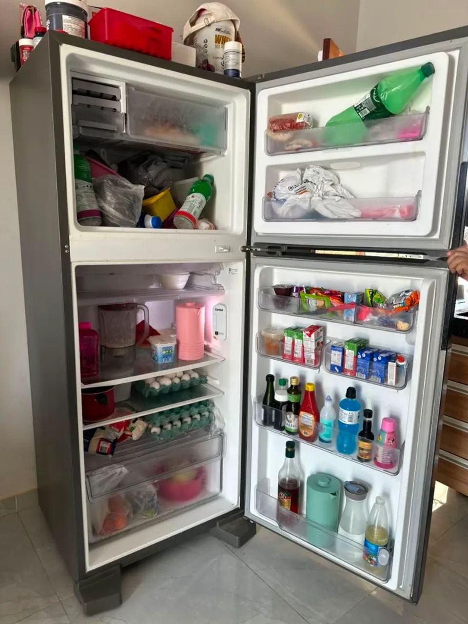 Geladeira conservada, */ * - Foto 4