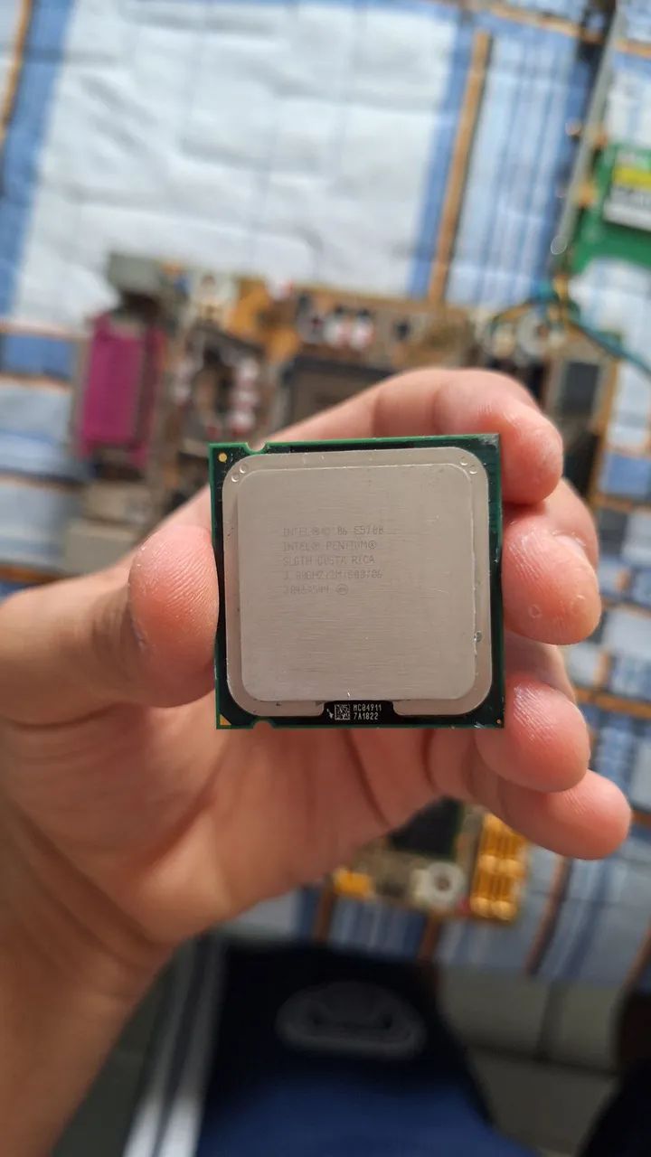 Processador Intel i5-3470, 3 memórias ram de 2gb (3x2), placa mãe +processador intel 5700  - Foto 3
