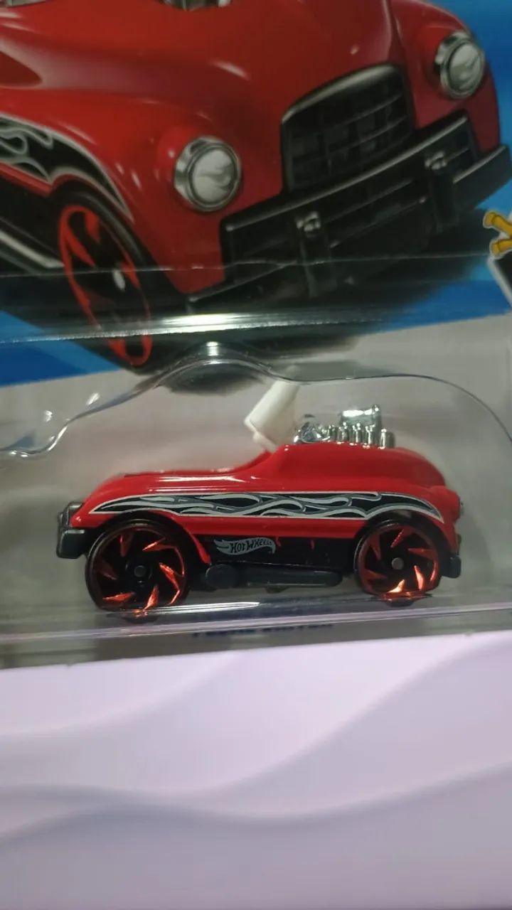 Hotwheels Pedal Driver T-hunts 1/64 - Foto 2