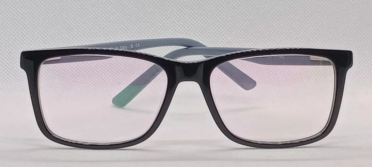 Oculos Prada para lentes de grau -novo na caixa - Foto 2