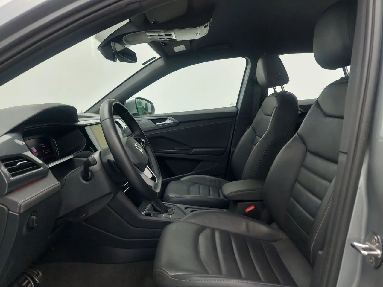 Volkswagen Taos Highline 1.4 250 TSI Flex Aut., foto 16 de 18