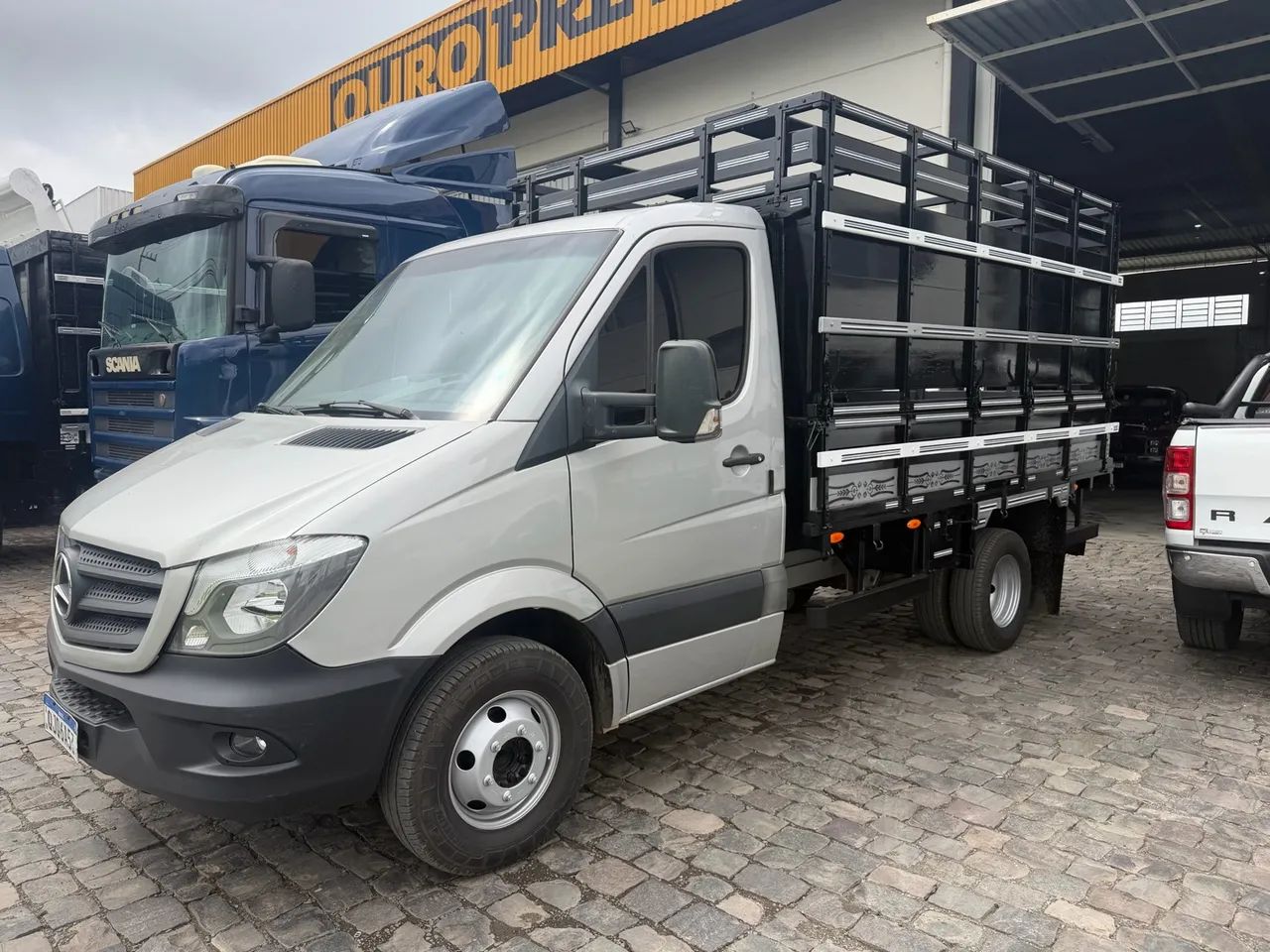 Sprinter 515 carroceria 