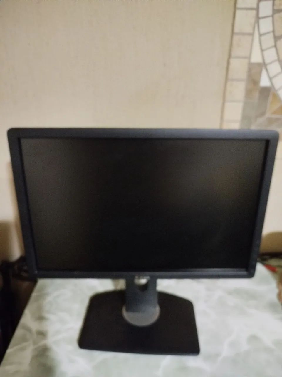 Monitor Dell modelo P1913t