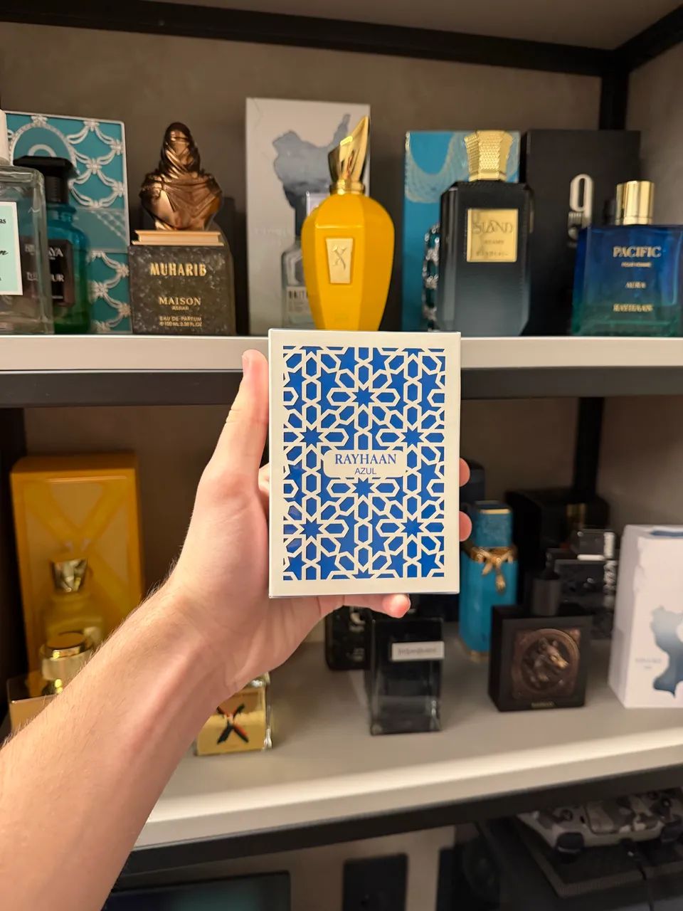 Rayhaan azul
