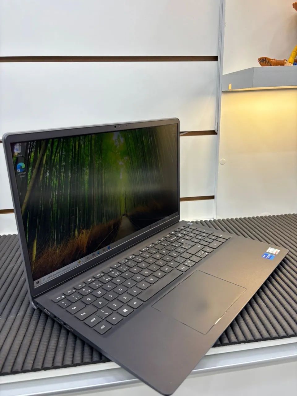 Dell i7 11° Geração- 16 GB RAM - 512 NVME - Intel Ires - Notebooks