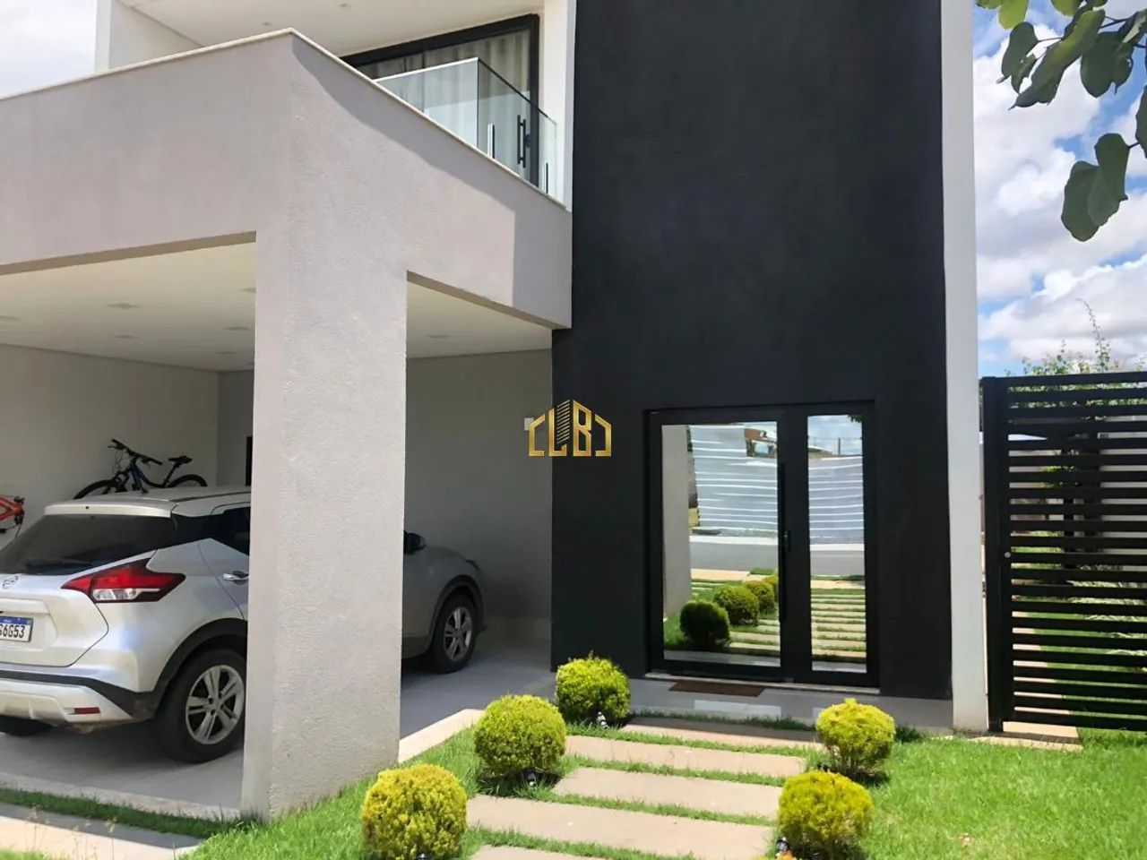Condomínio primor das Torres, Cuiabá-MT. Sobrado á Venda