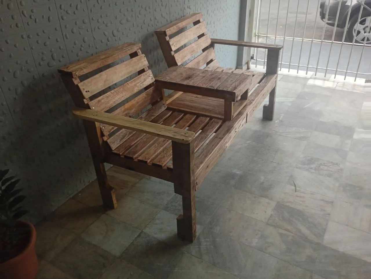 Banco de Jardim com Mesinha - Foto 2