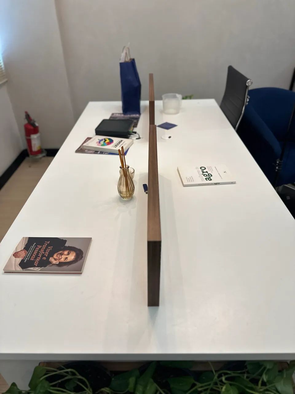 Mesa escritório 4 lugares  - Foto 2