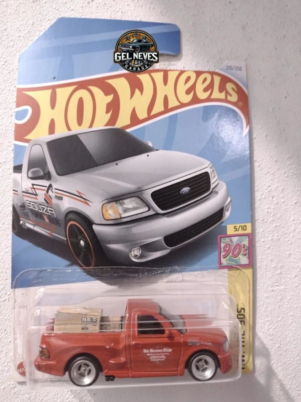 Hot Wheels Ford F150 SVT Lightning Custom - Foto 2