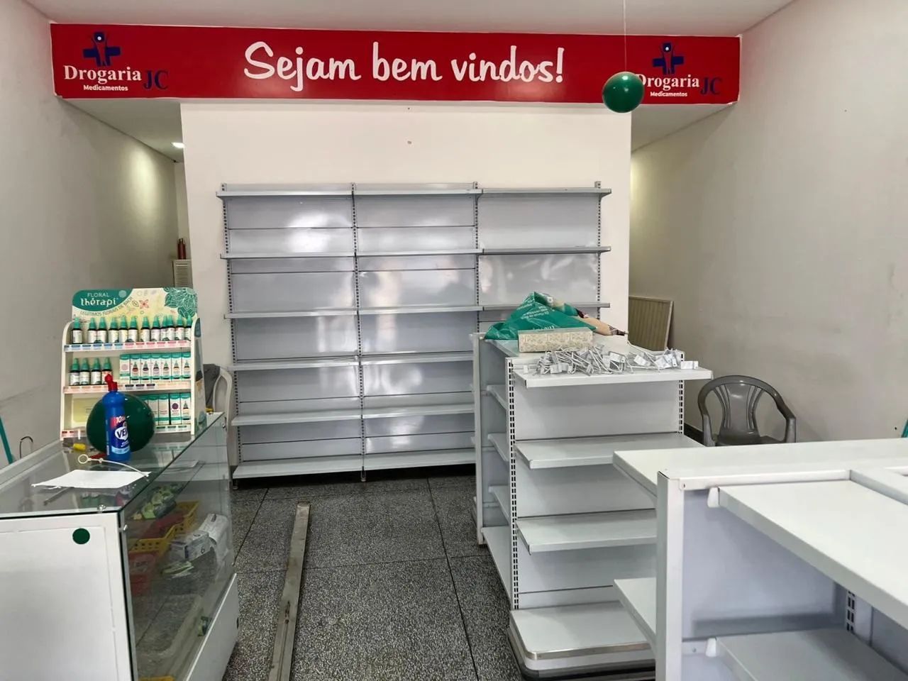 Gôndulas, Balcões, Caixa e expositor  - Foto 2