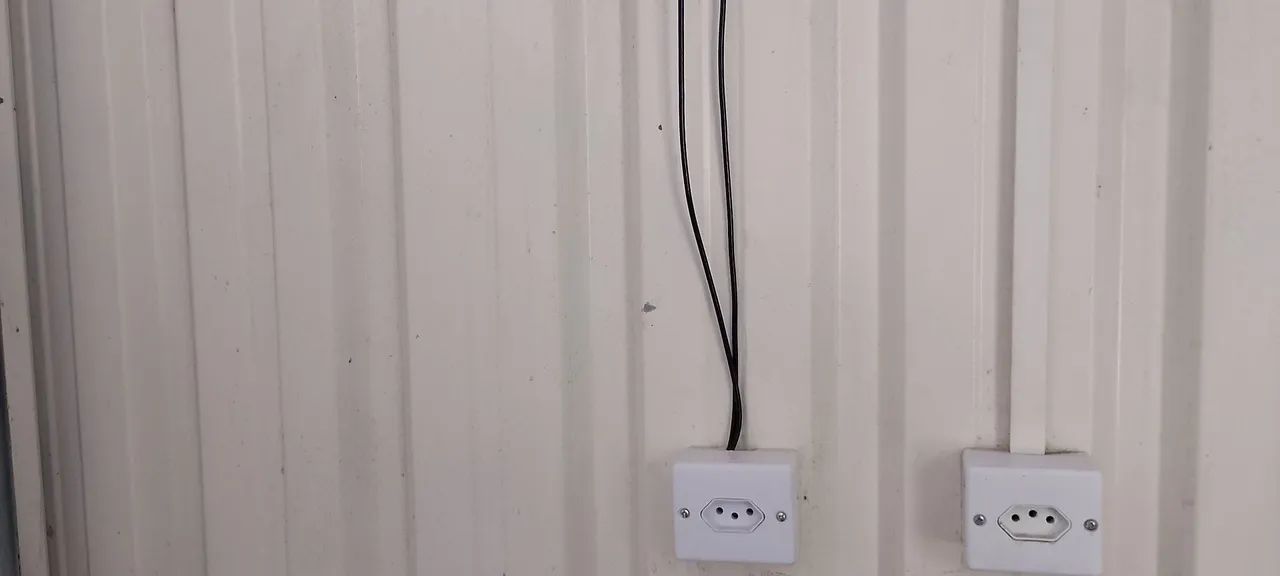 Trailer a venda com luz instalada  - Foto 5