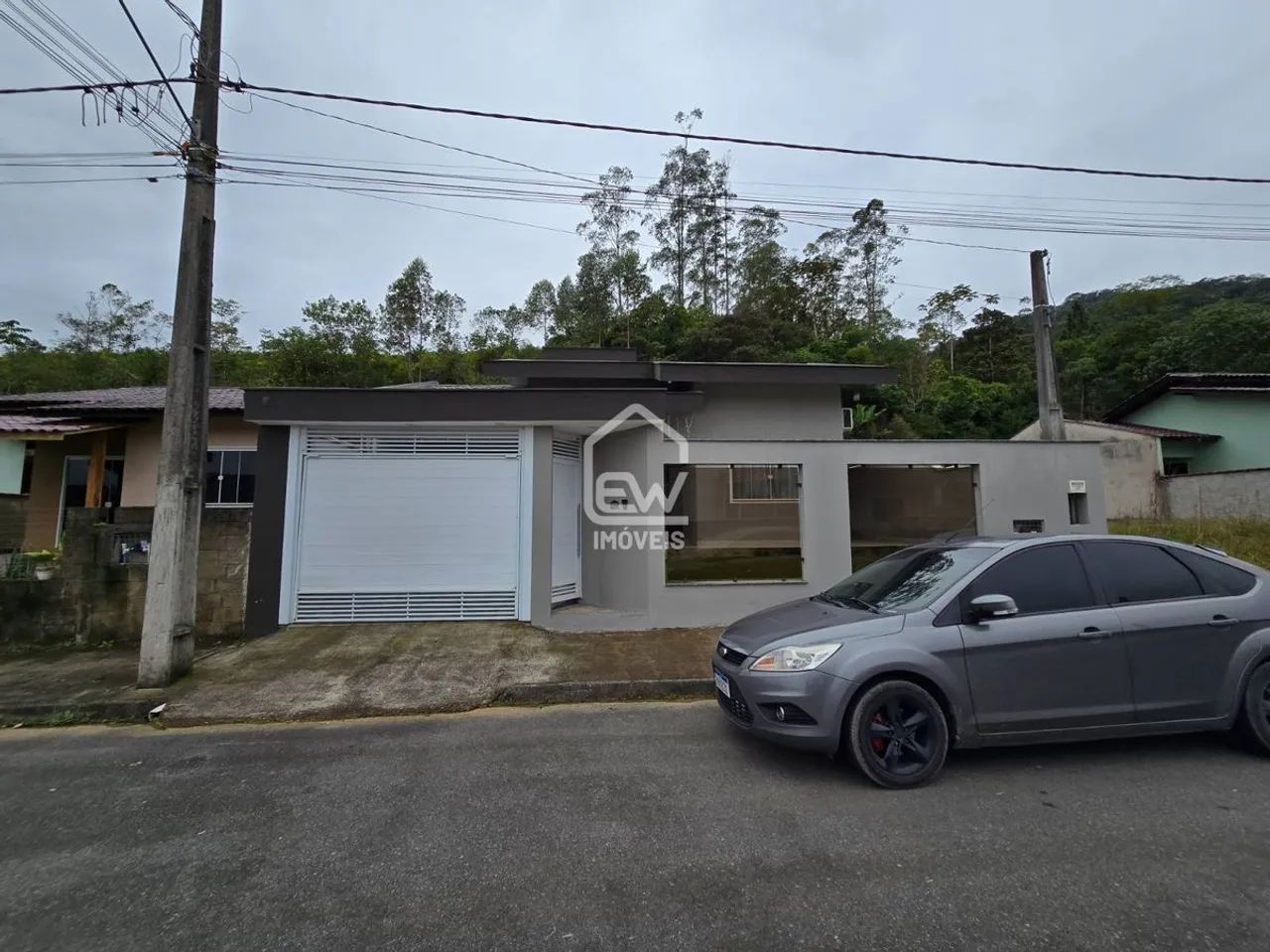 Casa com Amplo Espaço Externo em Schroeder/SC - Foto 2
