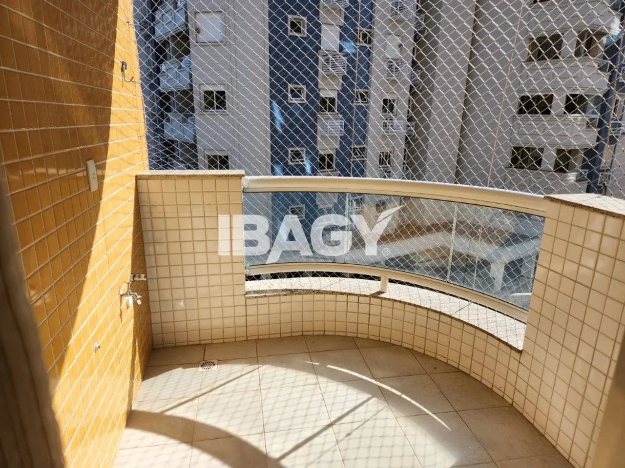 Excelente Apartamento 3 dormitório(s) em Itacorubi - Florianópolis - Foto 3
