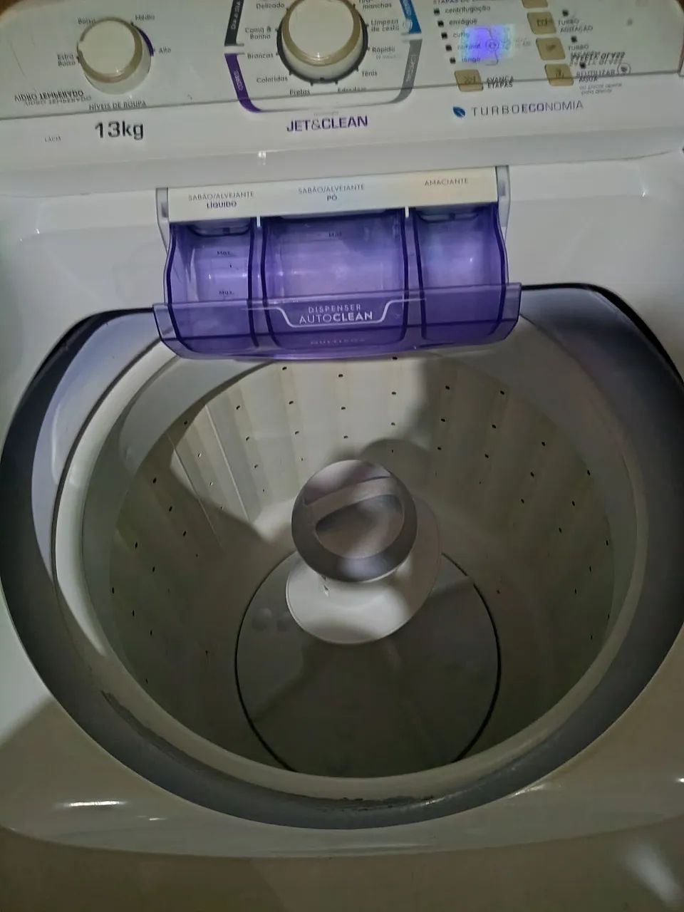 Máquina de lavar e secar roupa 
